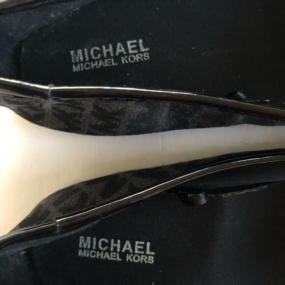 Michael Kors Girl’s Black Patent/Fabric Flats 2 US - Picture 3 of 9